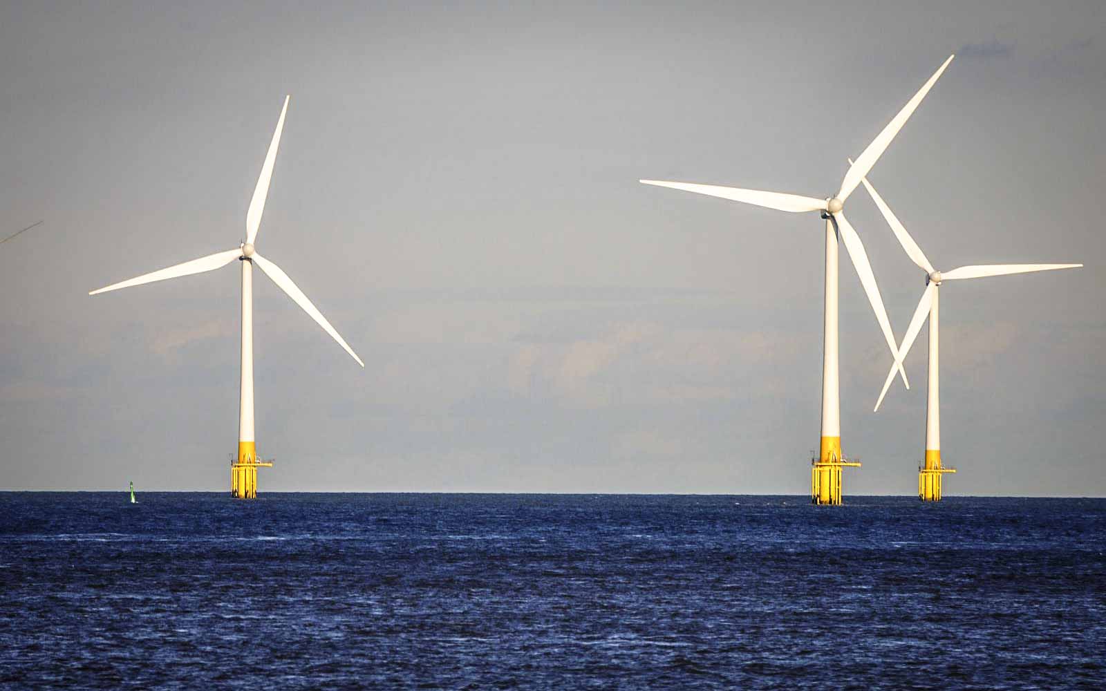 Wind turbines Scroby Sands